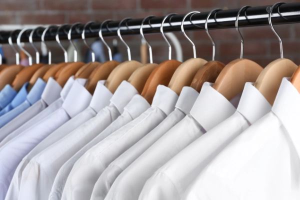 Dry Cleaning Clean Mens Shirts On Rack 600X400